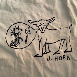 Jana Horn goat shirt size small